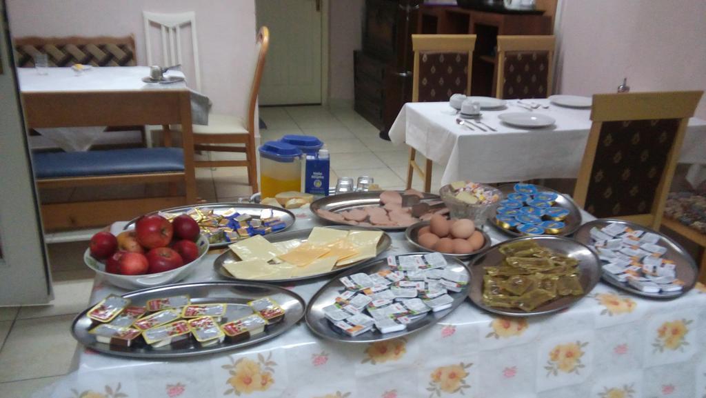 סראייבו Hostel Gonzo מראה חיצוני תמונה